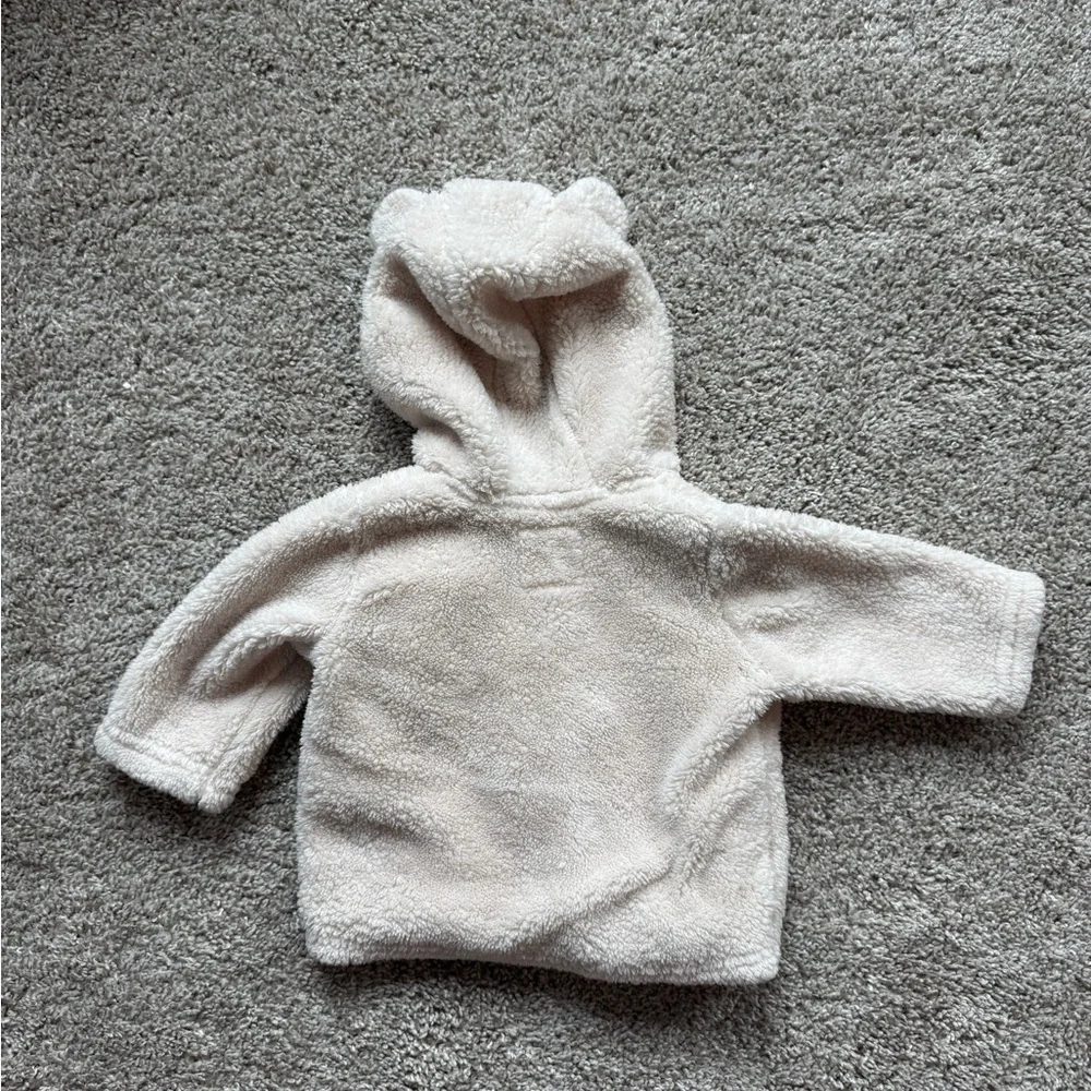 Cozy baby Cream Knit Hoodie Ivory sherpa Jacket Cardigan – Size 9 Months
